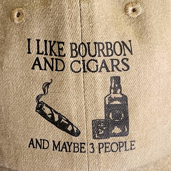 NWT Graphic Baseball Cap - Picture 2 of 5